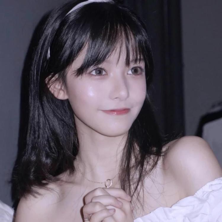 四乃森苍紫（身份：御庭番众前任首领、“天才忍者”） - 独立电影小众在线观看 - 在线看电影